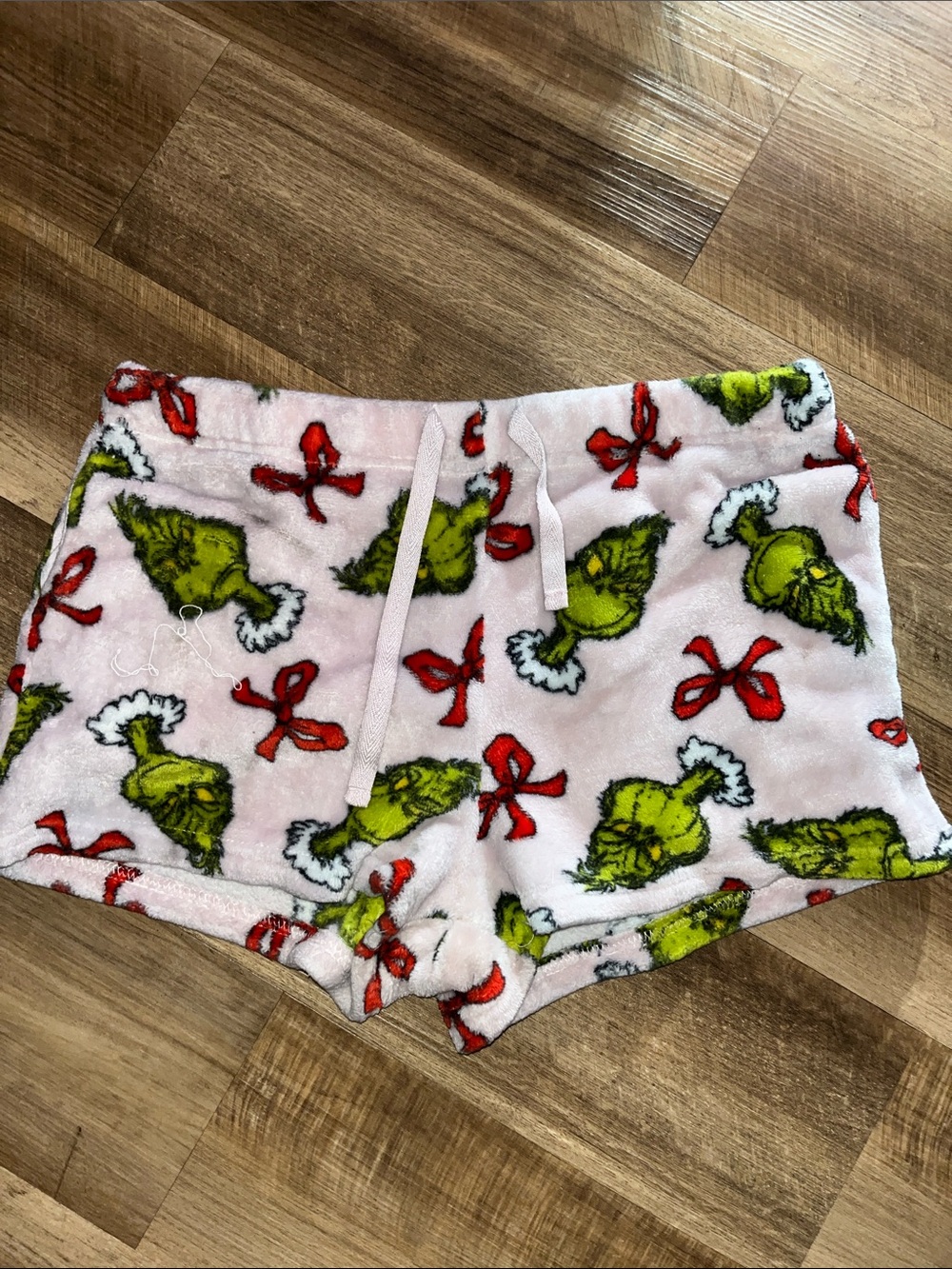 Girls' Pink Grinch Plush Holiday Lounge Shorts